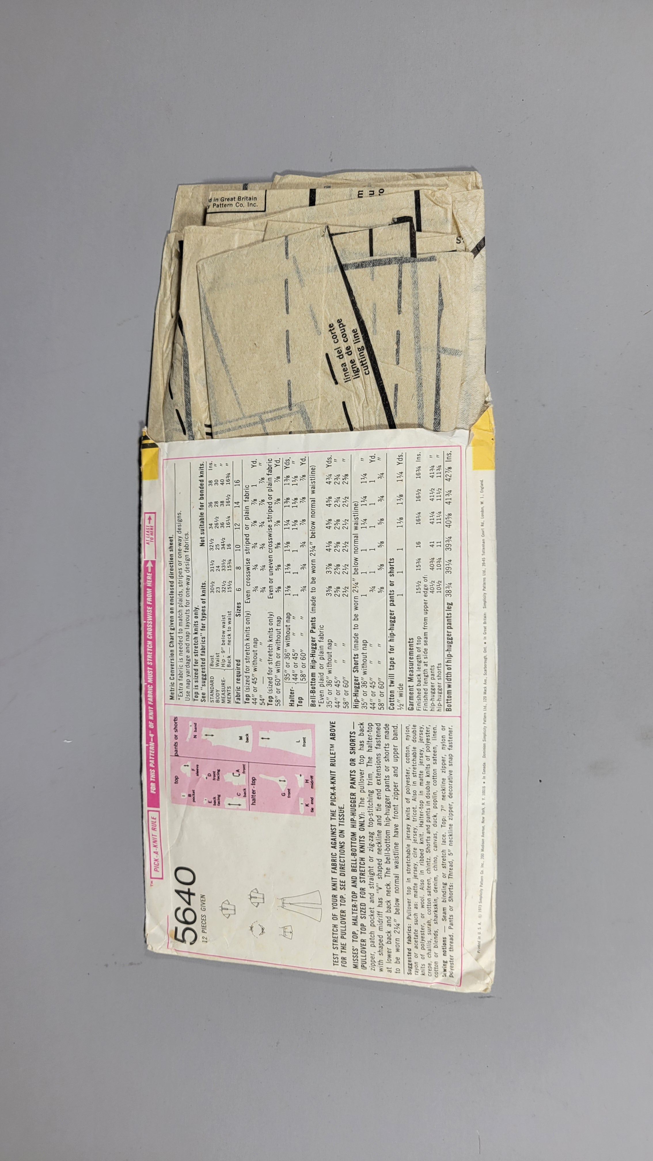 Simplicity 5640 ca 1973. Size 10 Bust 32 1/2 Miss.