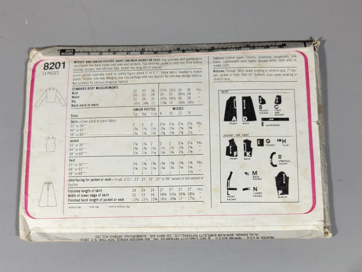 Simplicity 8201 Pattern, ca 1977. Size 12