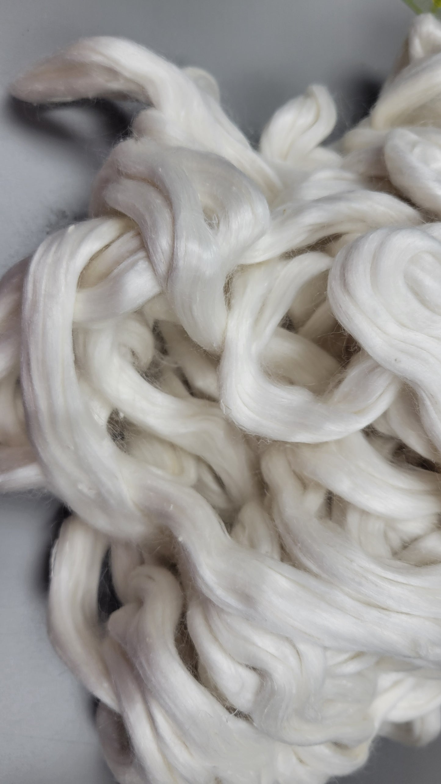 Pineapple Fiber (RCFs). 1 ounce. Combed Sliver.