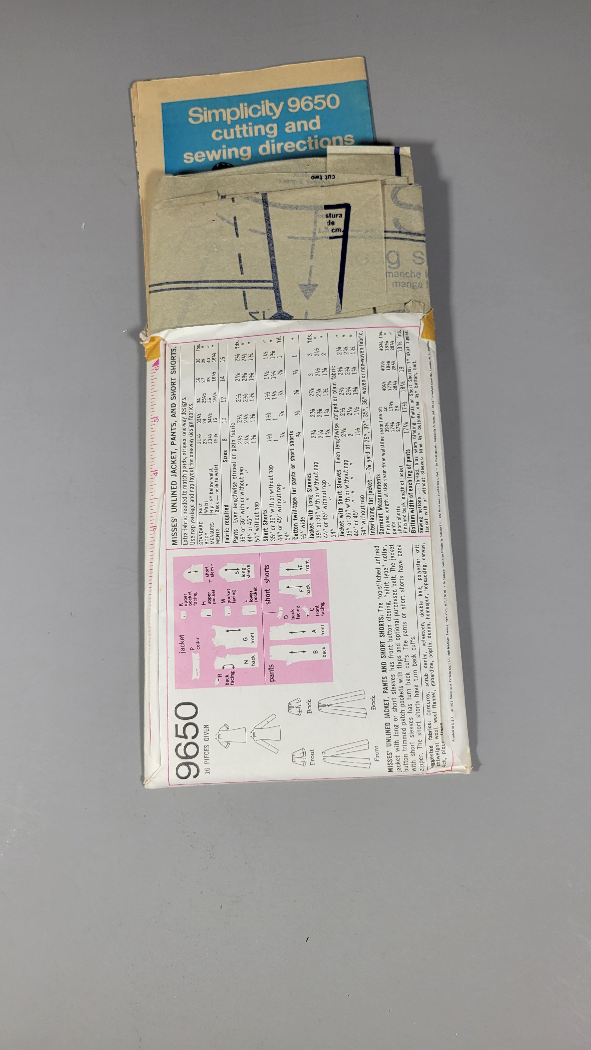 Simplicity 9650 Pattern, ca 1971, Size 14 Bust 36 Waist 27 Miss