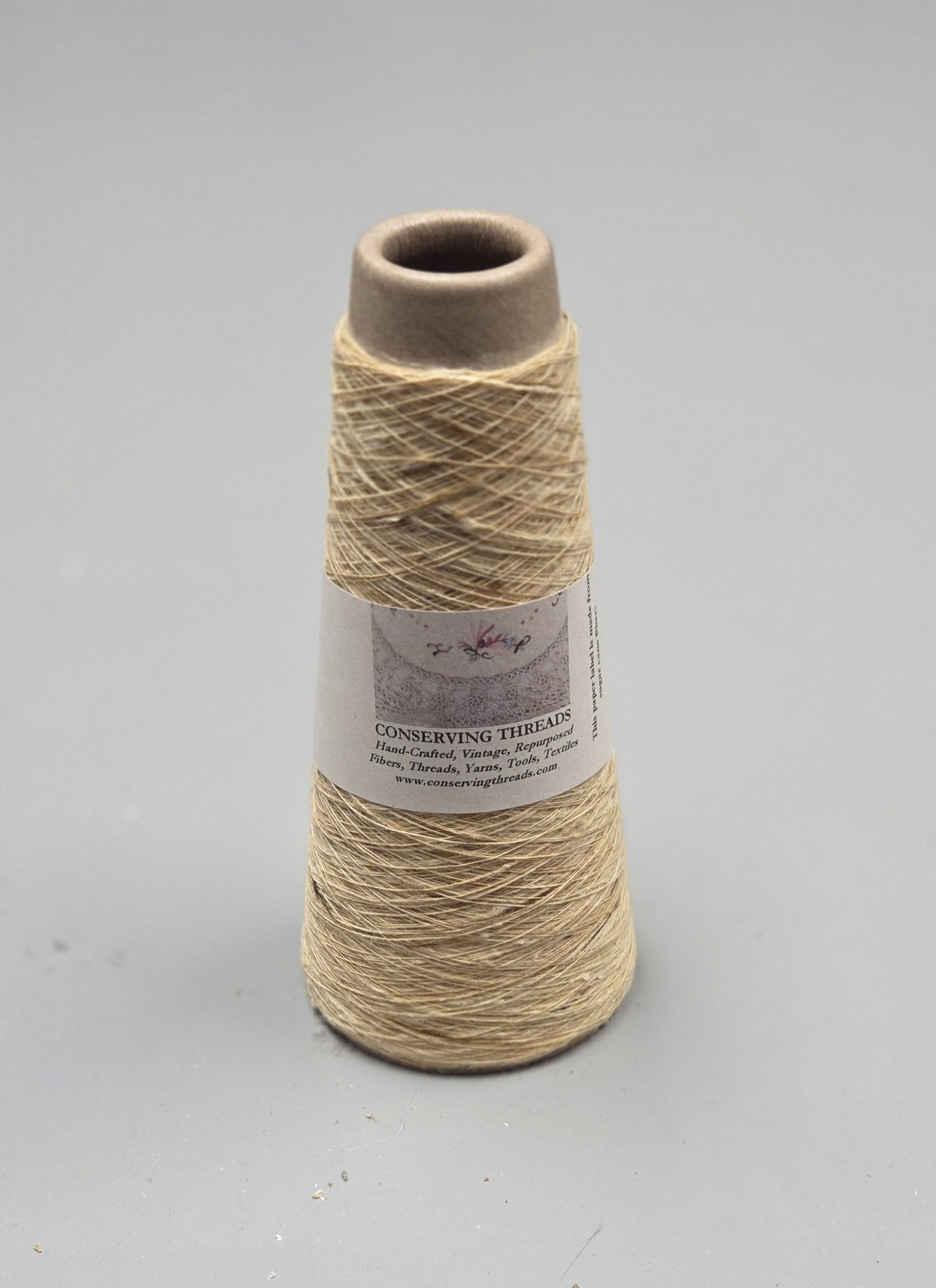 Ginger Root Plant + Cotton Yarn. 250 Yards. 40/1 - Single. Natural.
