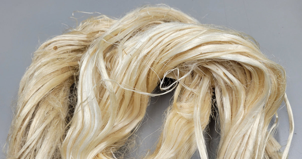 Sisal Long Fiber Bundle. 100% Natural Semi-Combed Fiber.