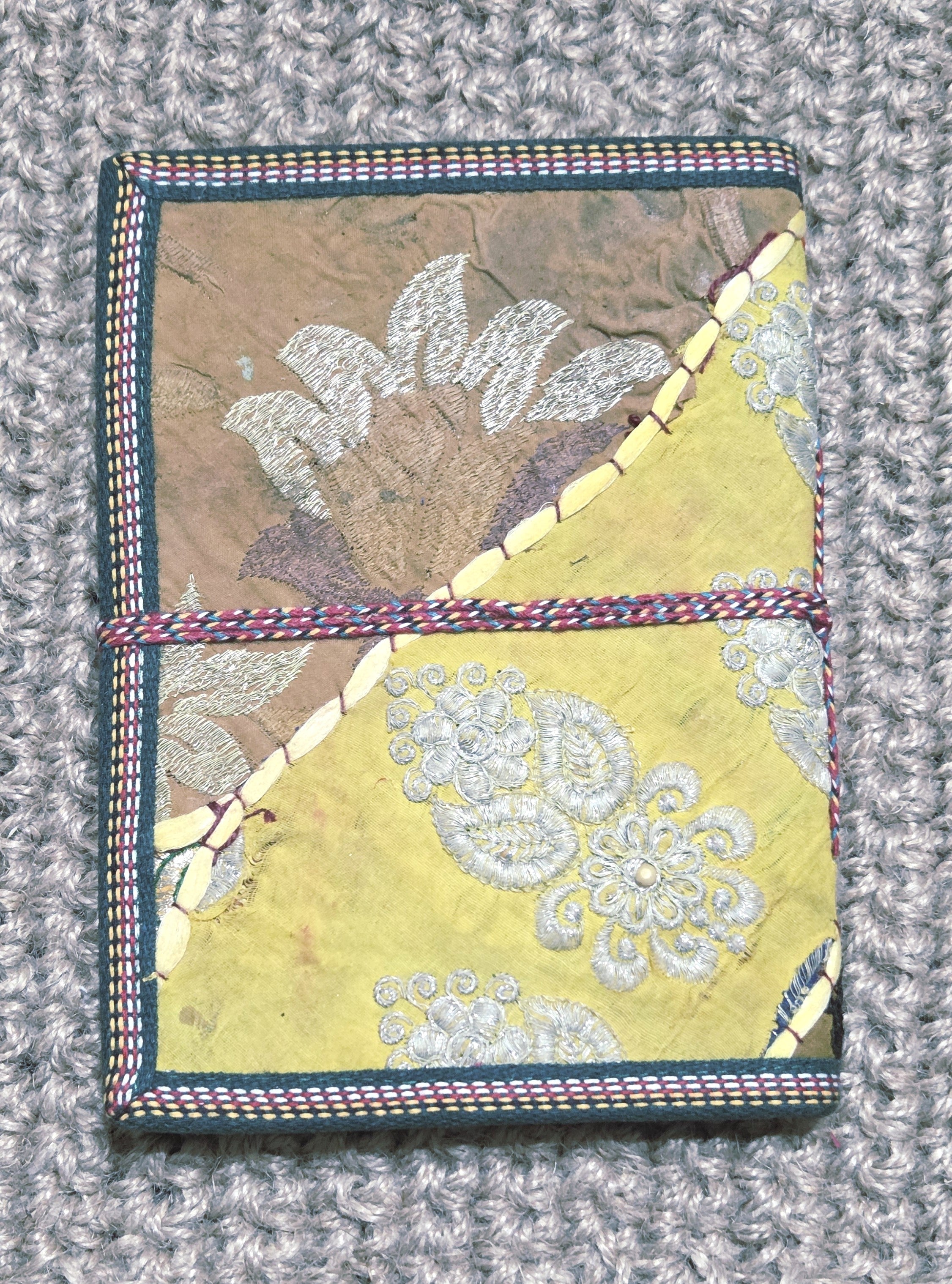 Art Journal Handmade Reclaimed Silk Saree (J27)