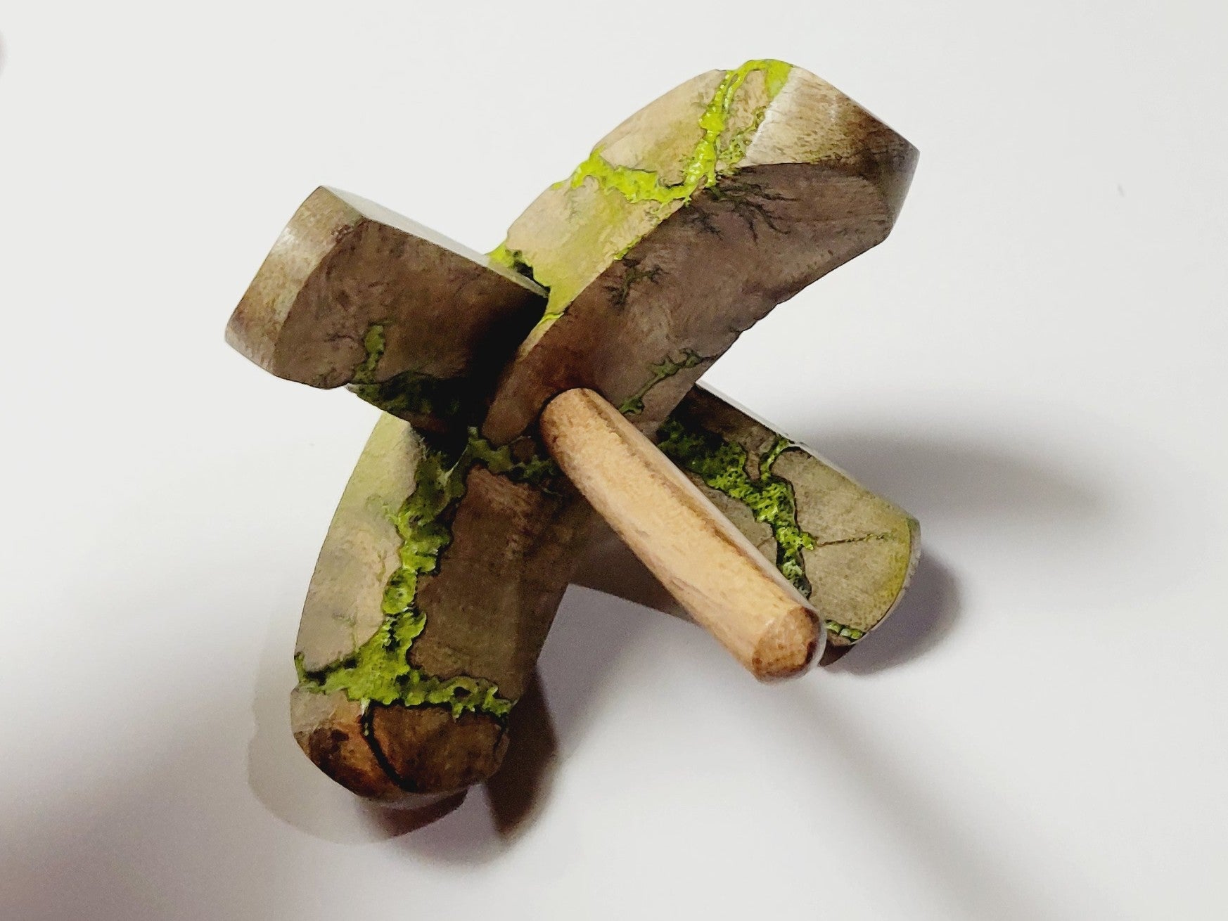 Spindle, Hand-Carved Bottom Whorl Style, Reclaimed Mango Wood (Small Lime Green Burl)