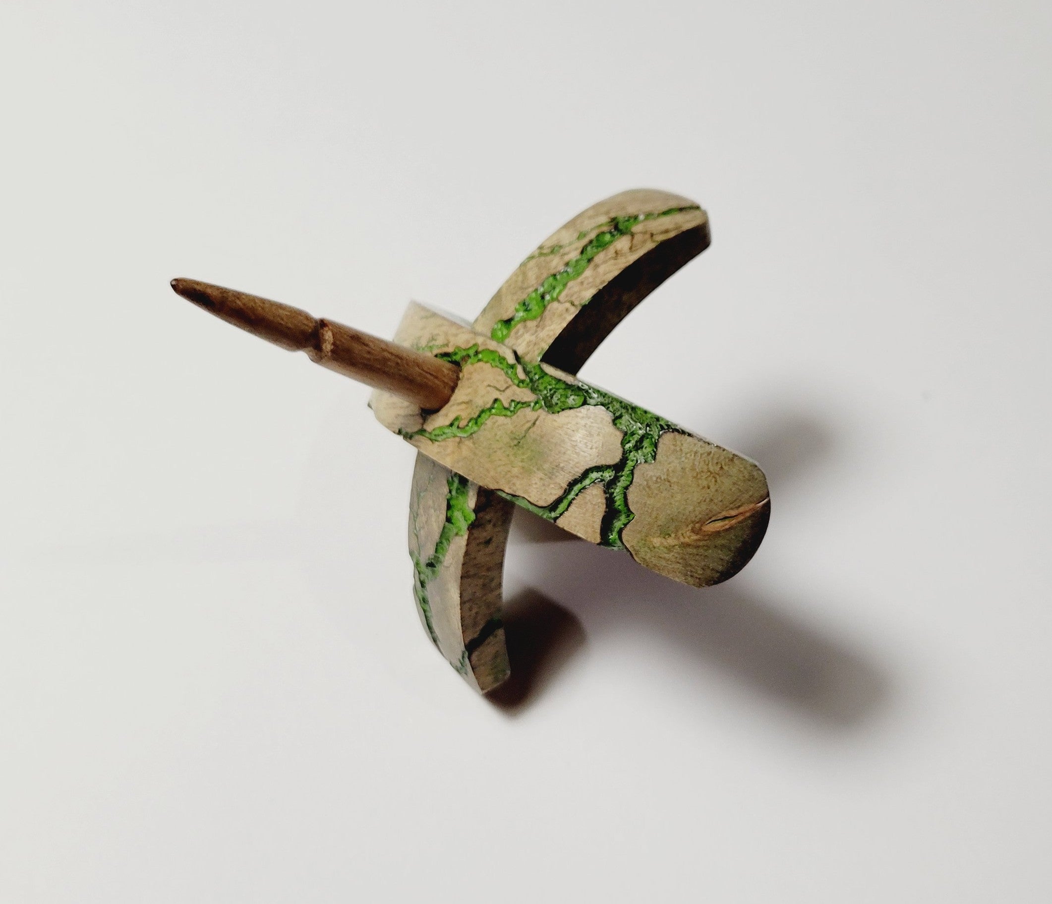 Spindle, Hand-Carved Turkish Style, Reclaimed Mango Wood (Small Green Burl)