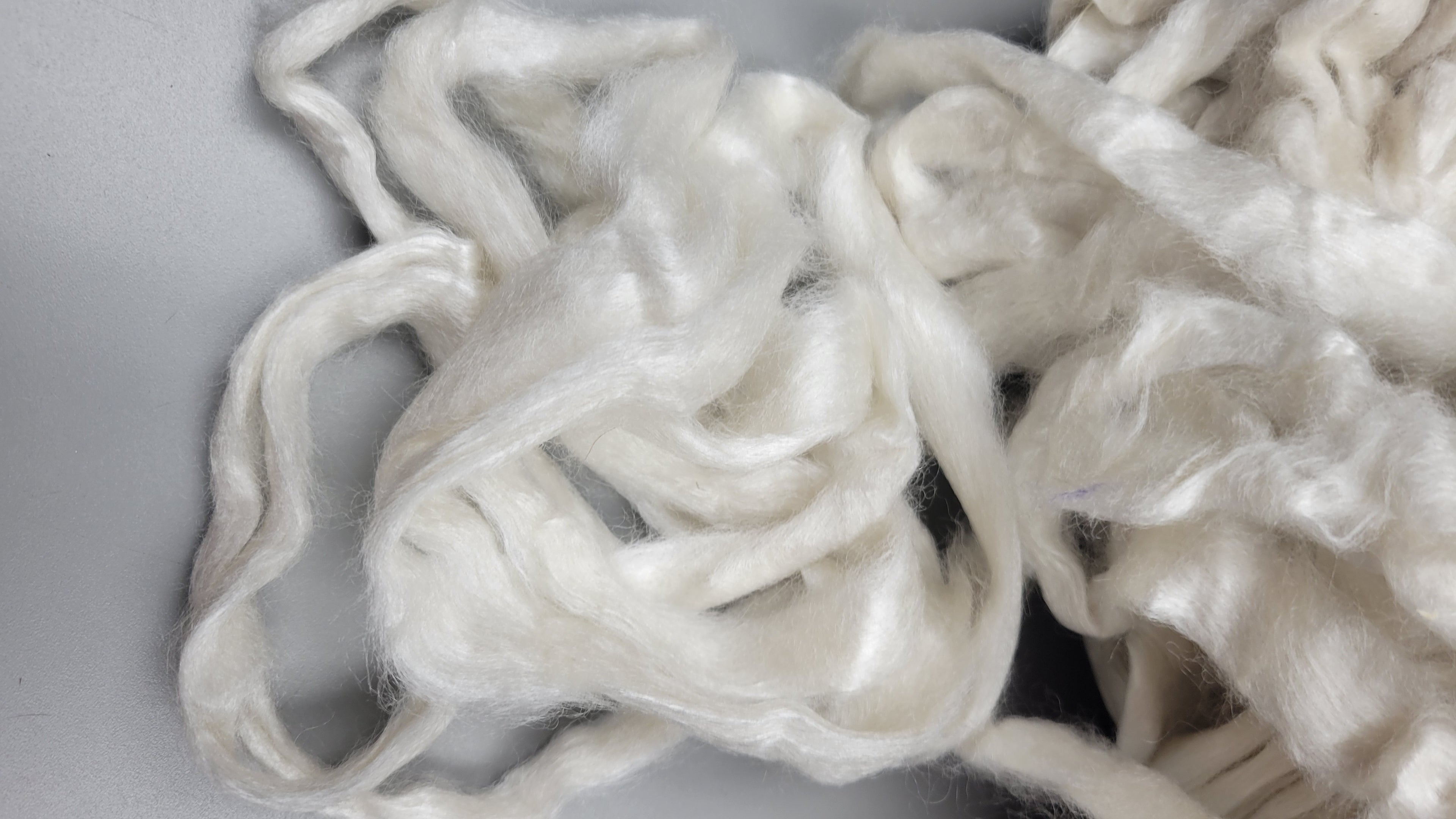 Banana Fiber (RCFs). 1 ounce. Combed Sliver.
