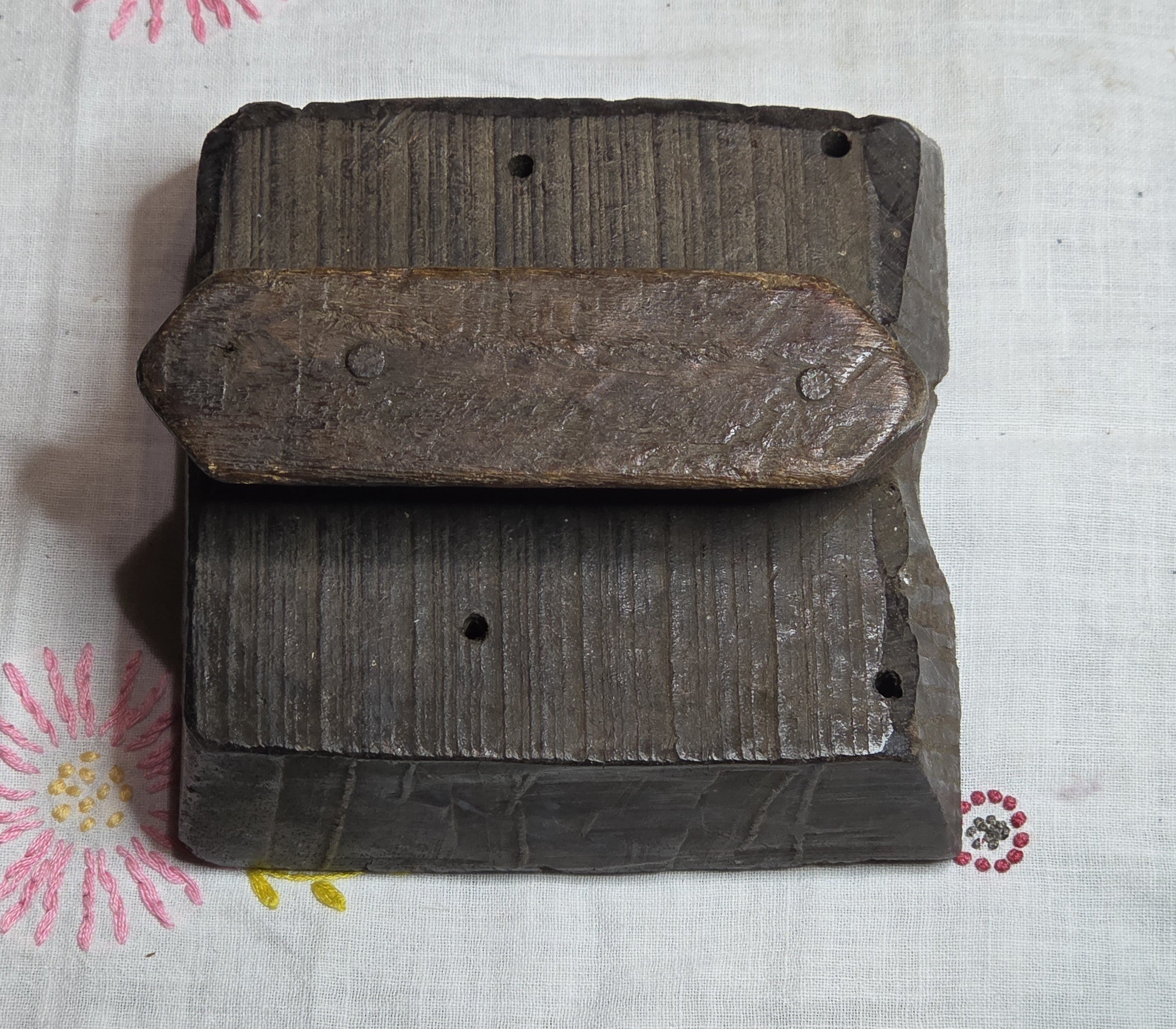 Wood Block Vintage Ink Stamping Hand Carved (medium block) Border Design
