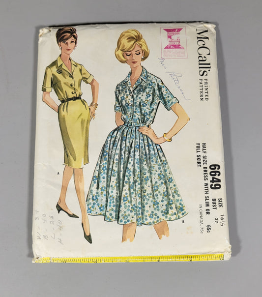 McCall's 6649 Printed Pattern. Size 16 1/2, Bust 37. ca 1962.