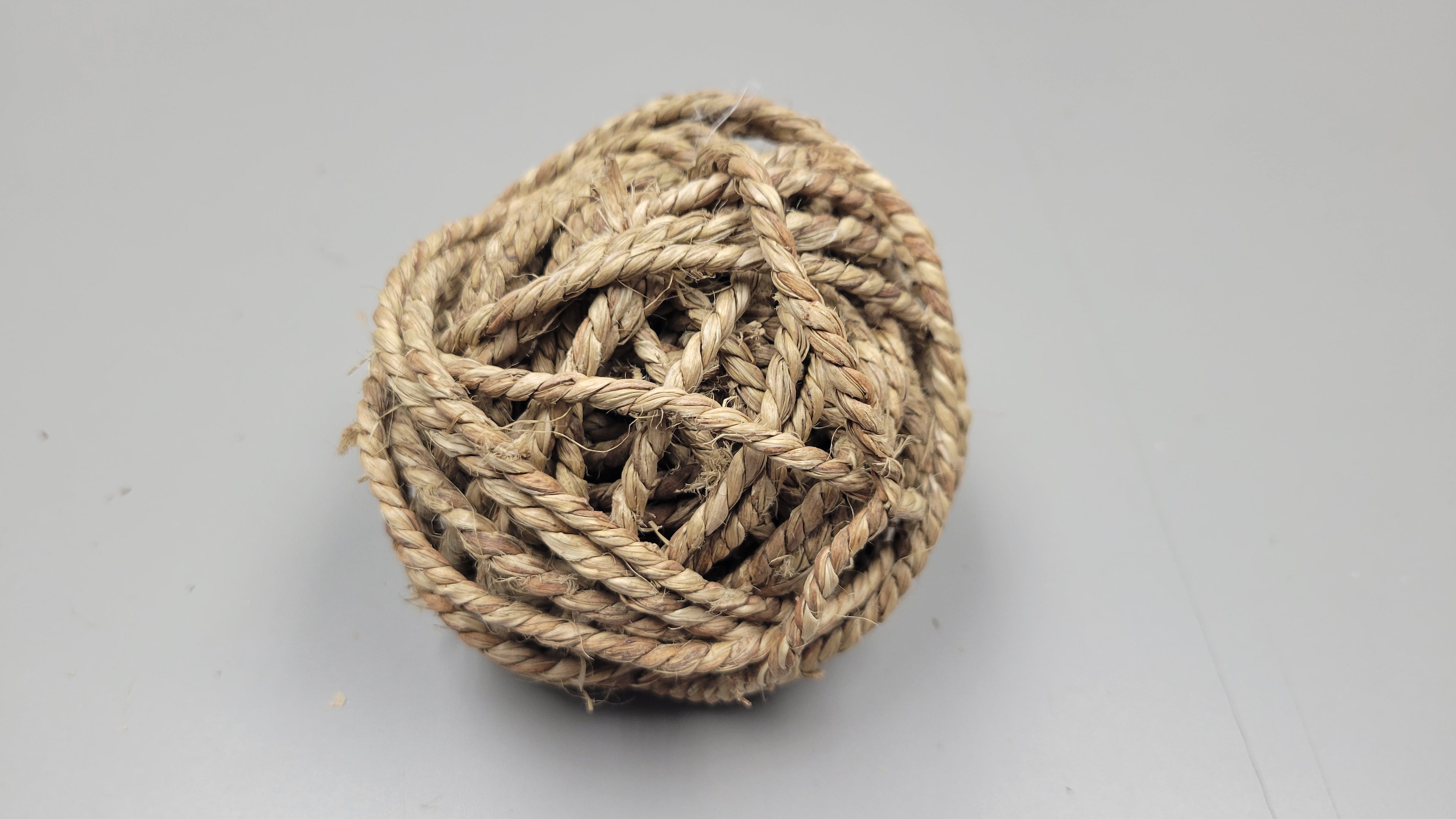 Bast Fiber Yarn (Roselle Yarn) Cordage. Natural Spun / Ply Hibiscus