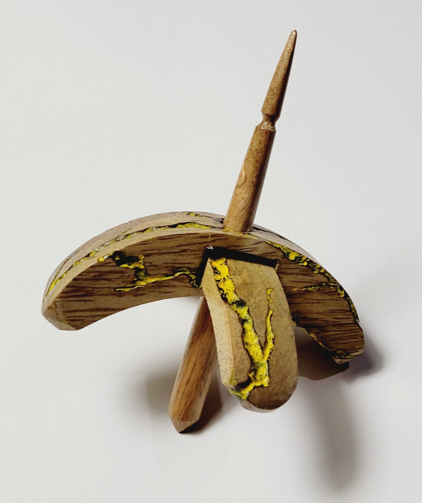 Spindle, Hand-Carved Turkish Style, Reclaimed Mango Wood (Small Yellow Burl)