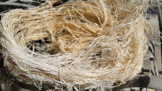 Unspun and Combed Raw Fiber (Abaca Uncombed Fiber)