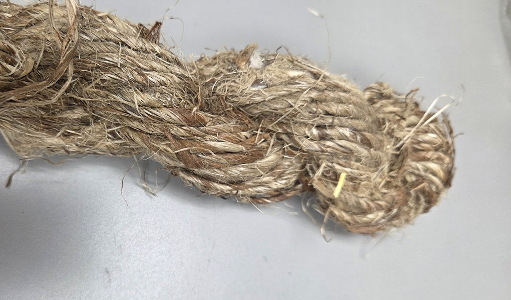 Kenaf Fiber Cordage Yarn Skein 3.5 ounce. Bast Fiber Natural.