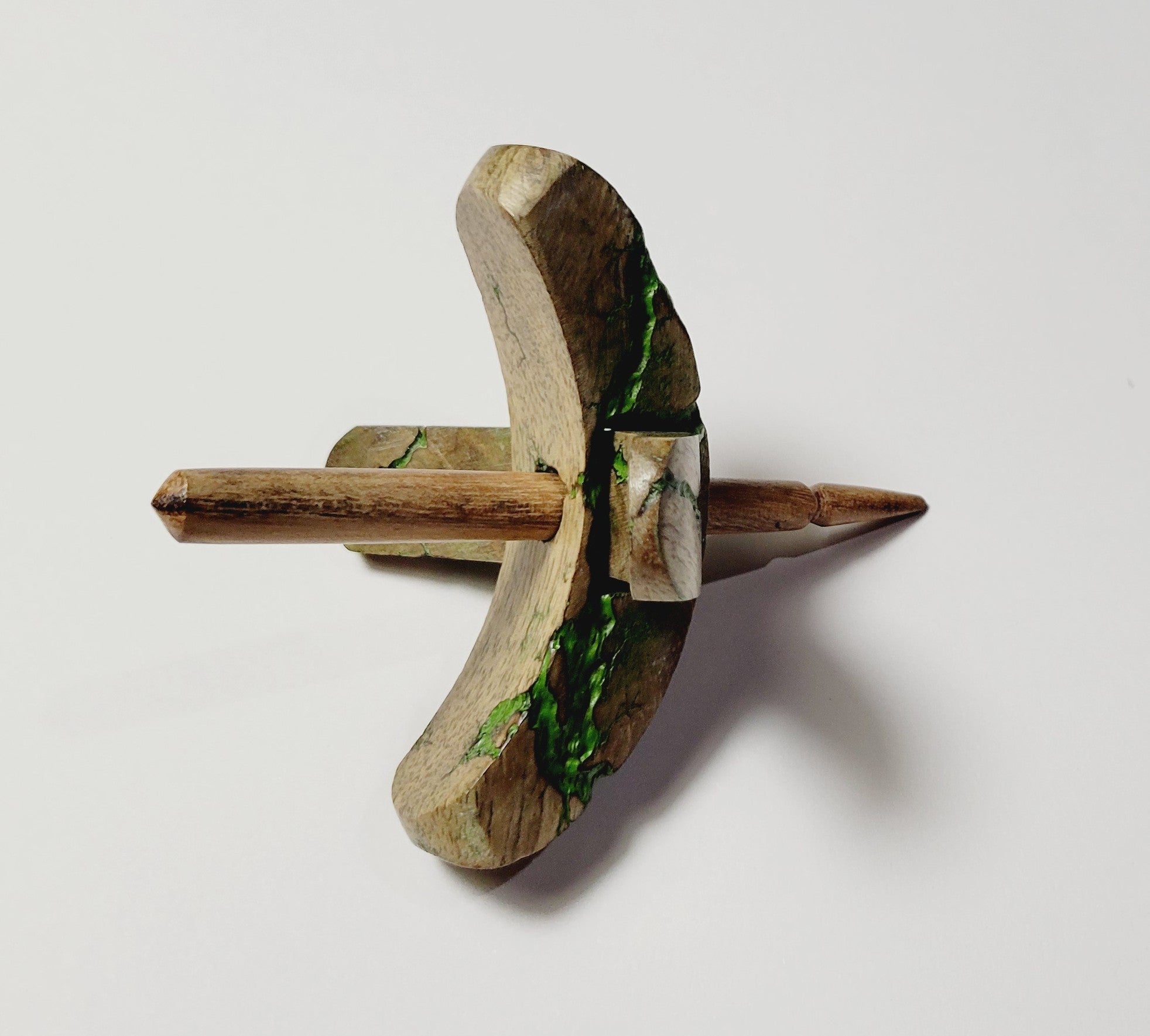 Spindle, Hand-Carved Turkish Style, Reclaimed Mango Wood (Small Green Burl)