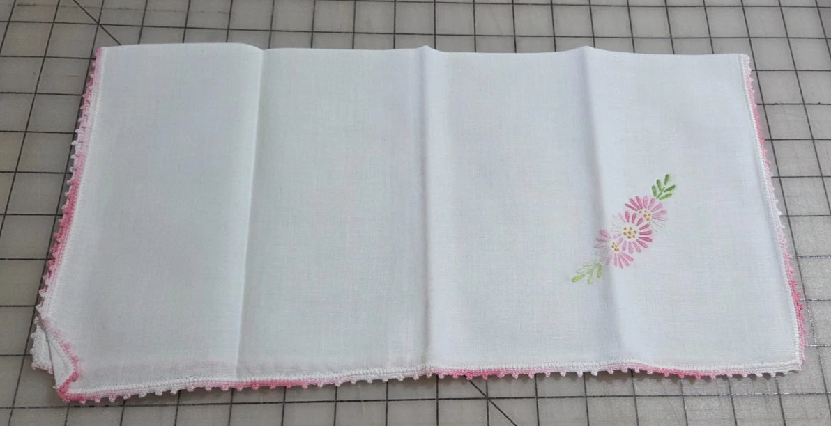 Set 4 Vintage Flowers Hand-Stitched Linen Set Napkins Pink Green