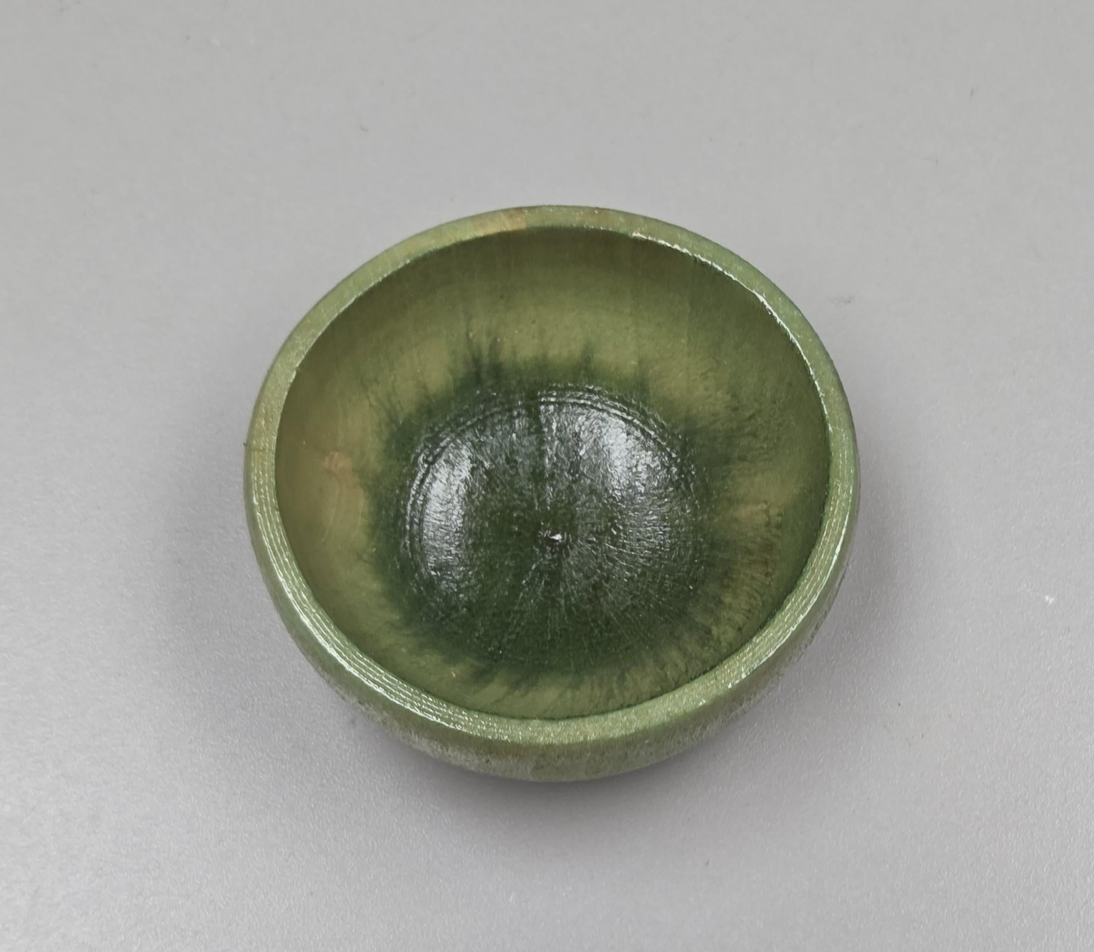 Spin Cotton Fiber Kit. Natural Upland Cotton Sliver. Hand-Painted Wood Support Bowl and Brass Tahkli Spindle. Light Green