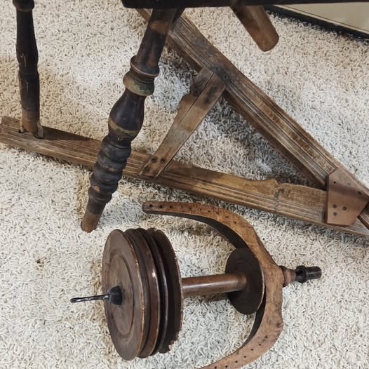 Hungarian Style Flax Spinning Wheel Antique 19th Century Hand Painted