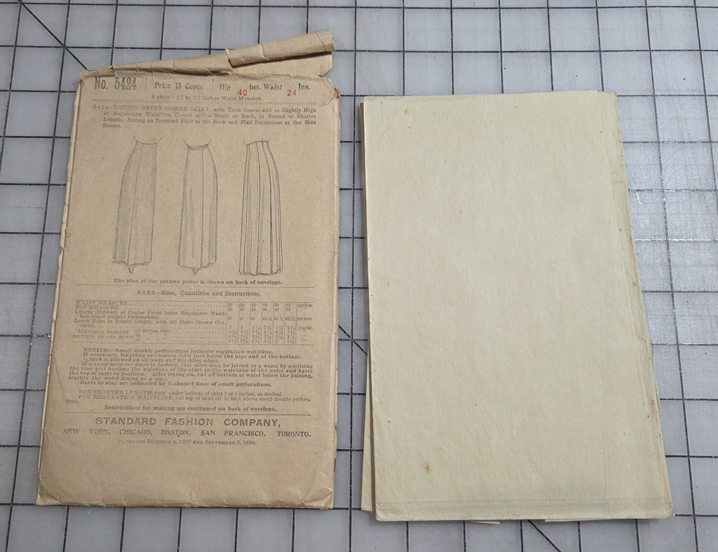 Standard Fashion 5424 Ladies Seven Gore Skirt Dress Pattern 1899 Unprinted