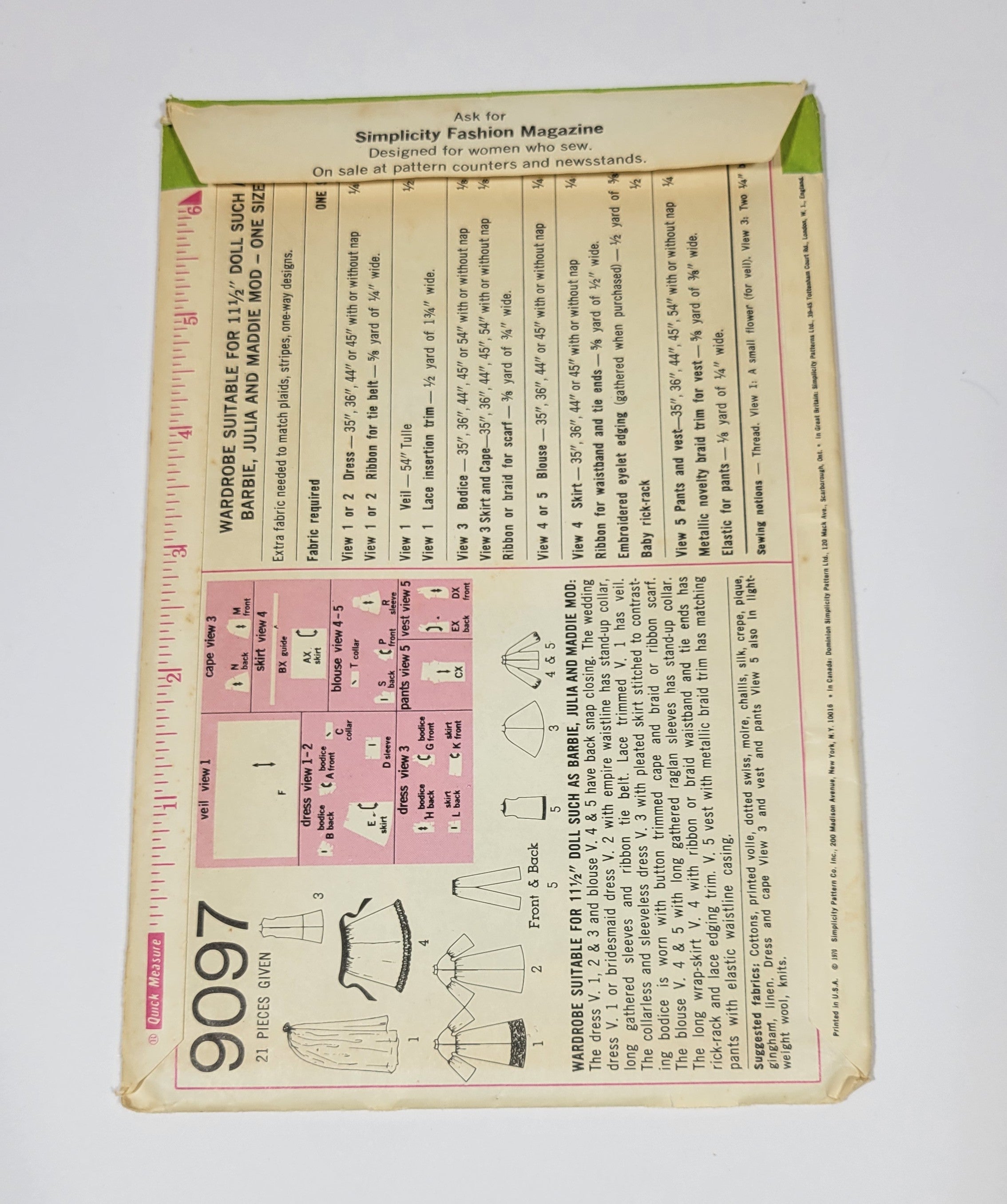 Simplicity 9097 Pattern, ca 1970. #doll Wardrobe suitable for 11 1/2" doll