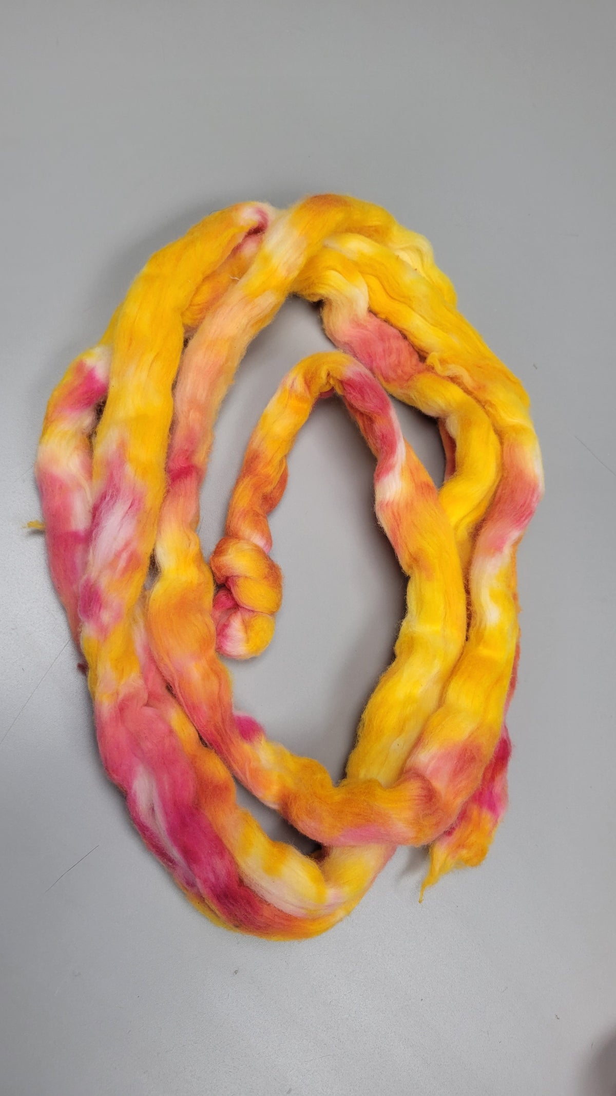 Cotton, 1/2 oz (0.5 ounce) Dyed Conventional Cotton Sliver, Small Batch Studio Dyed (Yellow Pink 7-25)