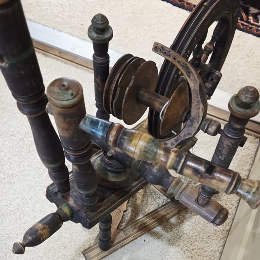 Hungarian Style Flax Spinning Wheel Antique 19th Century Hand Painted