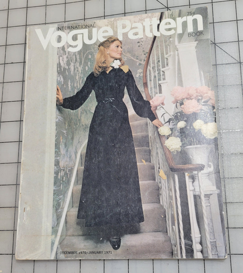 Vogue Pattern Book International Dec 1970 / Jan 1971 Fashion News Feature Dress