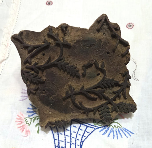 Vintage Wood Blocks Ink Stamping Hand Carved (large block) Vine leaf