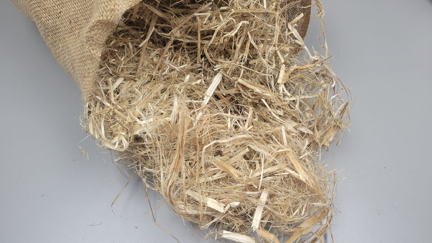 Hemp Fiber Raw UnCombed. Texas Grown. 85% Hurd Clean. 2-Ounce Bundle.