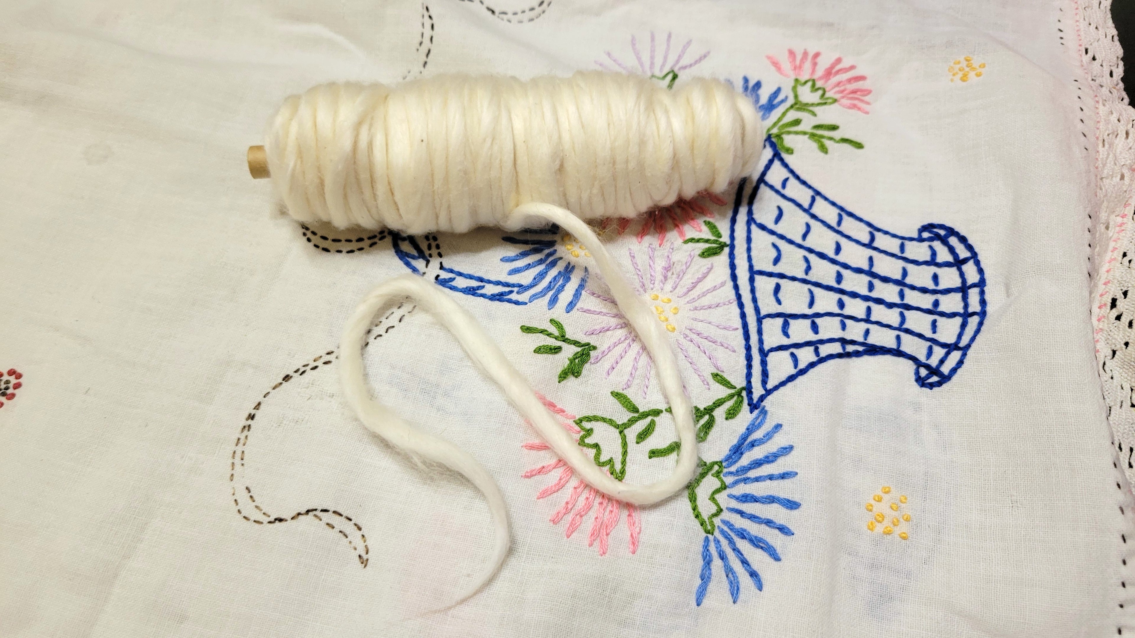 Pre Drafted Cotton Sliver, USA Organic (Texas), Upland Variety (Pin Draft 0.5 Ounce) on Bobbin