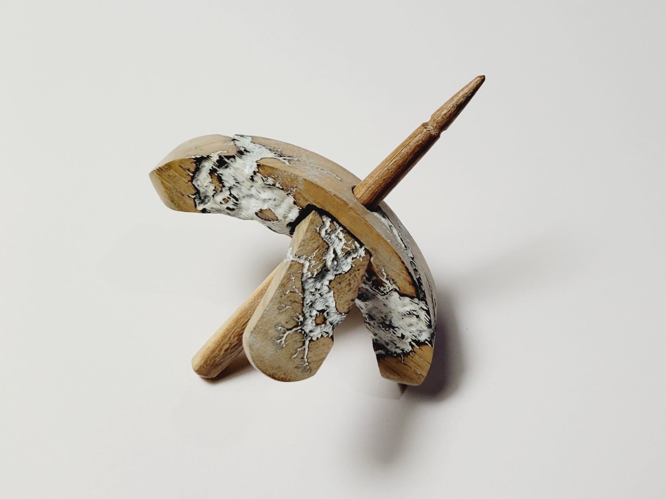Spindle, Hand-Carved Bottom Whorl Style, Reclaimed Mango Wood (Small White Burl)