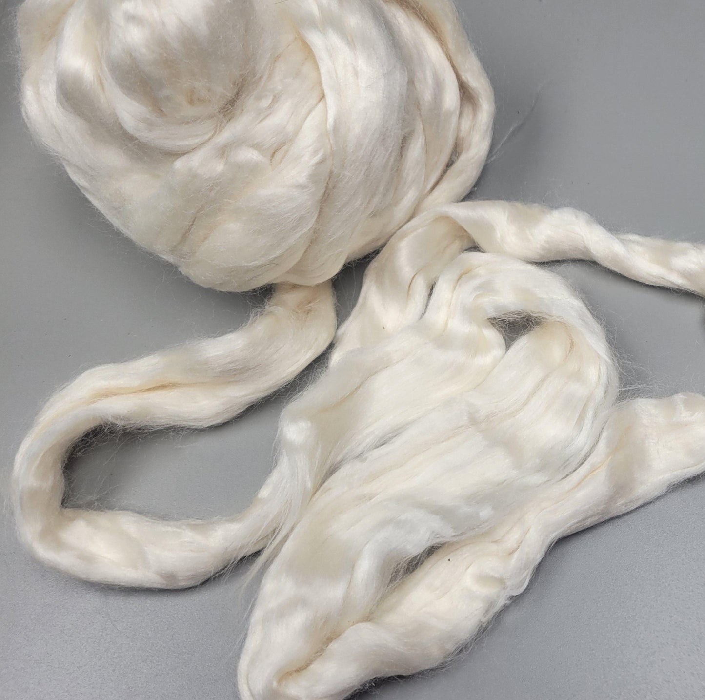 Lotus Fiber (RCFs). 1 ounce. Combed Sliver.