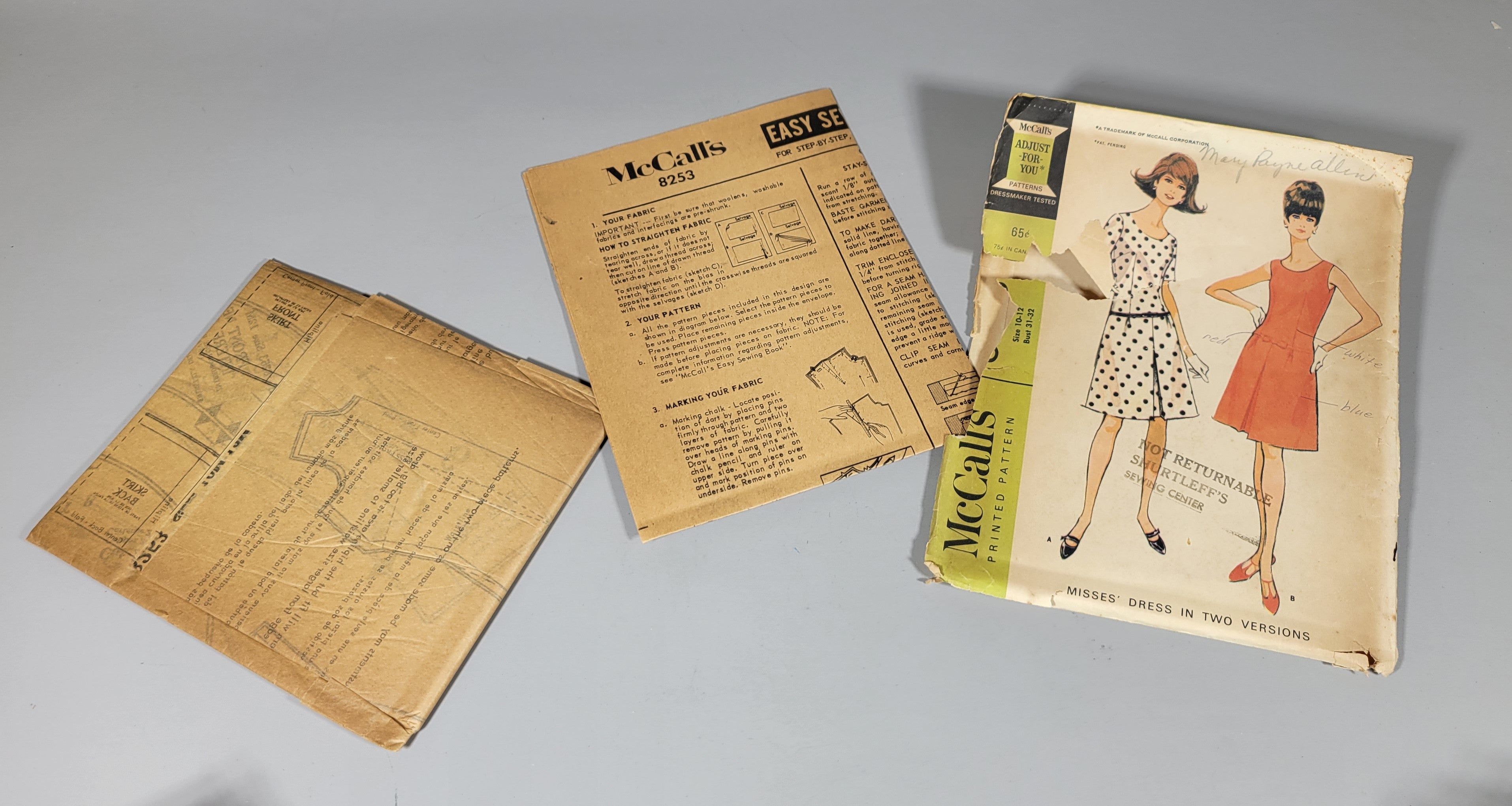McCall's 8253 ca 1966. Size 10-12 Bust 31-32. Low waisted dress