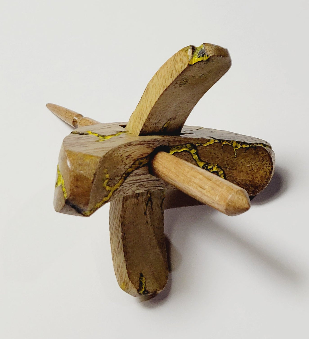 Spindle, Hand-Carved Turkish Style, Reclaimed Mango Wood (Small Yellow Burl)