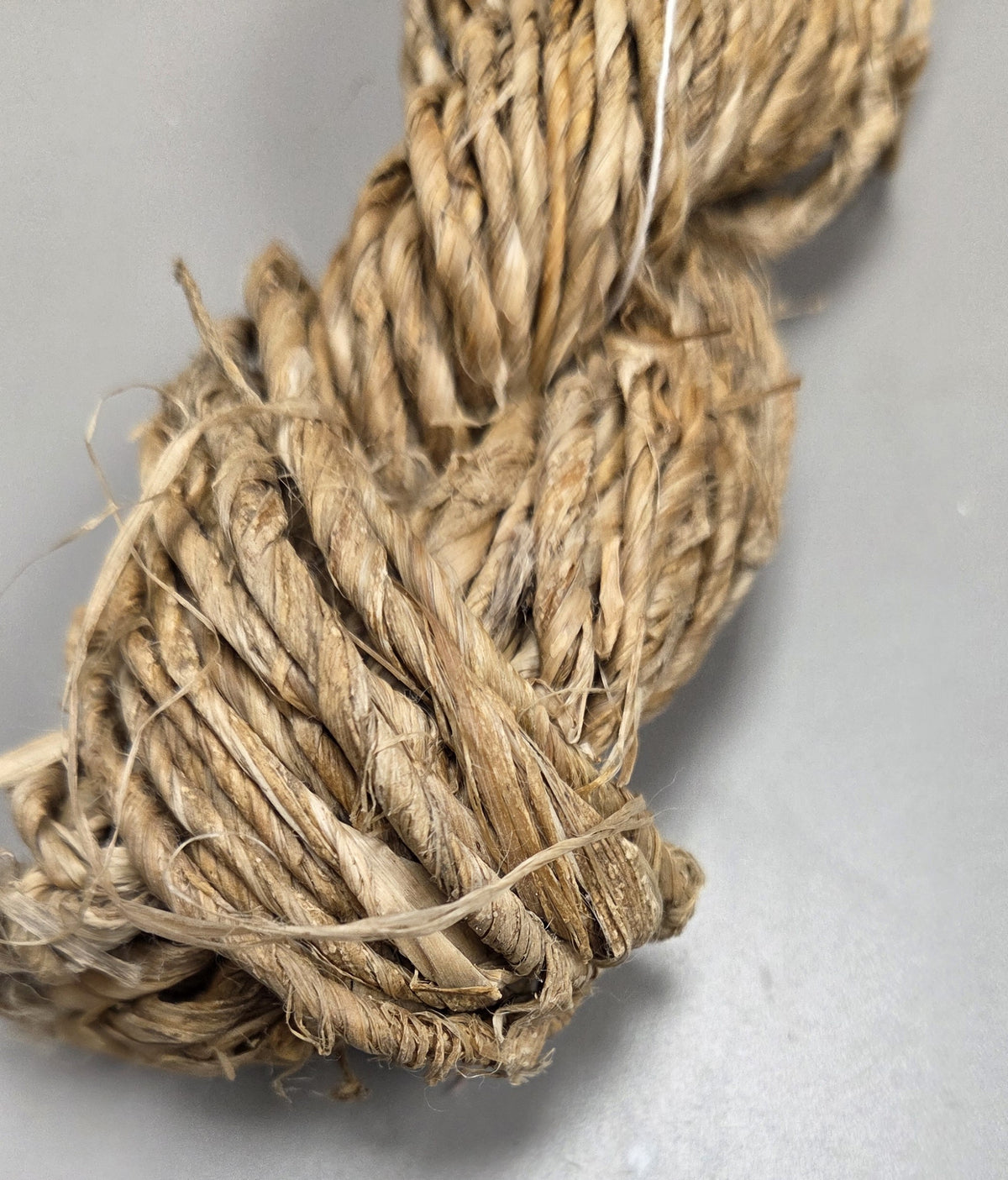 Sunn Hemp Bast Fiber Yarn Cordage. Natural Single Spun Twine