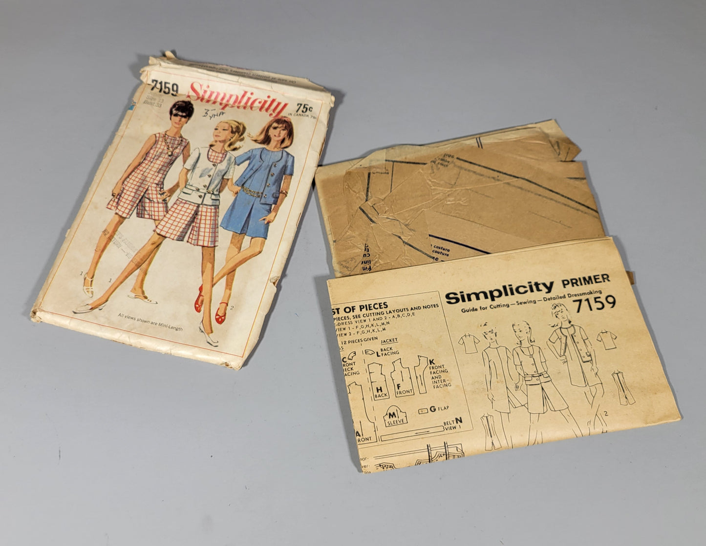 Simplicity 7159, ca 1967. Junior Size 13 Bust 33