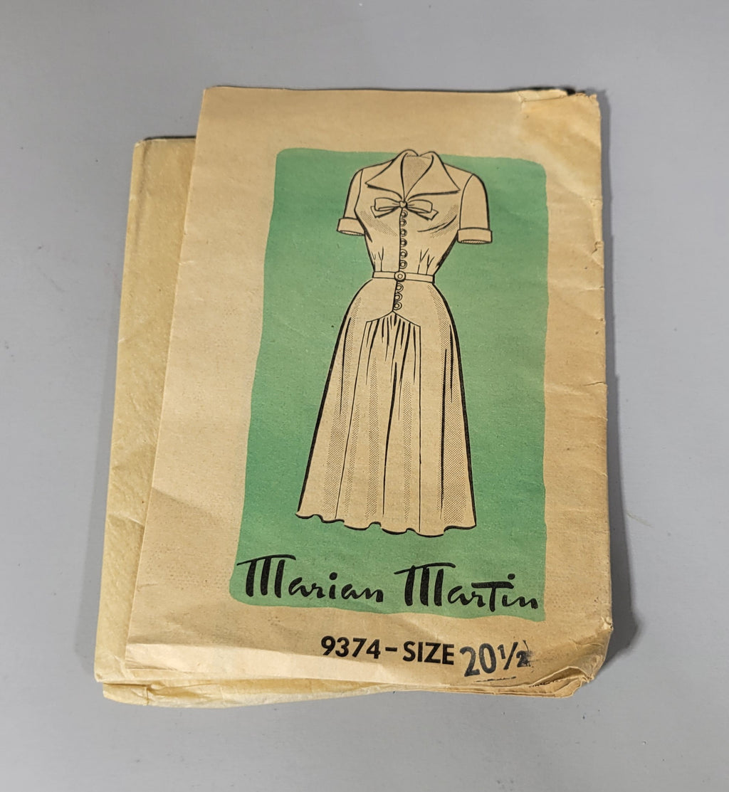 Marian Martin Pattern 9374, possibly ca 1950s. Size 20 1/2. Bust 40.