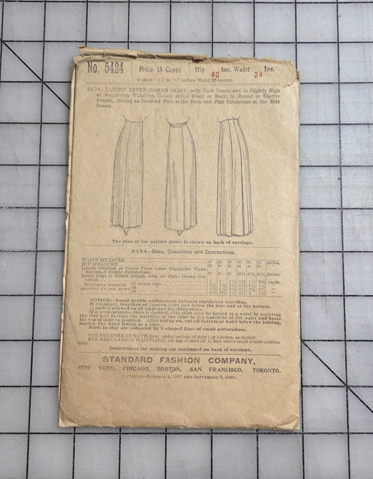Standard Fashion 5424 Ladies Seven Gore Skirt Dress Pattern 1899 Unprinted
