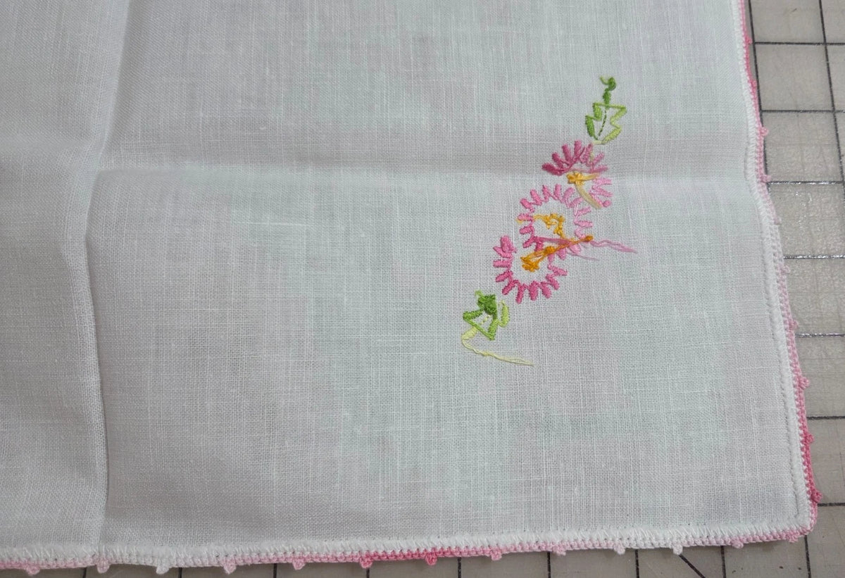 Set 4 Vintage Flowers Hand-Stitched Linen Set Napkins Pink Green