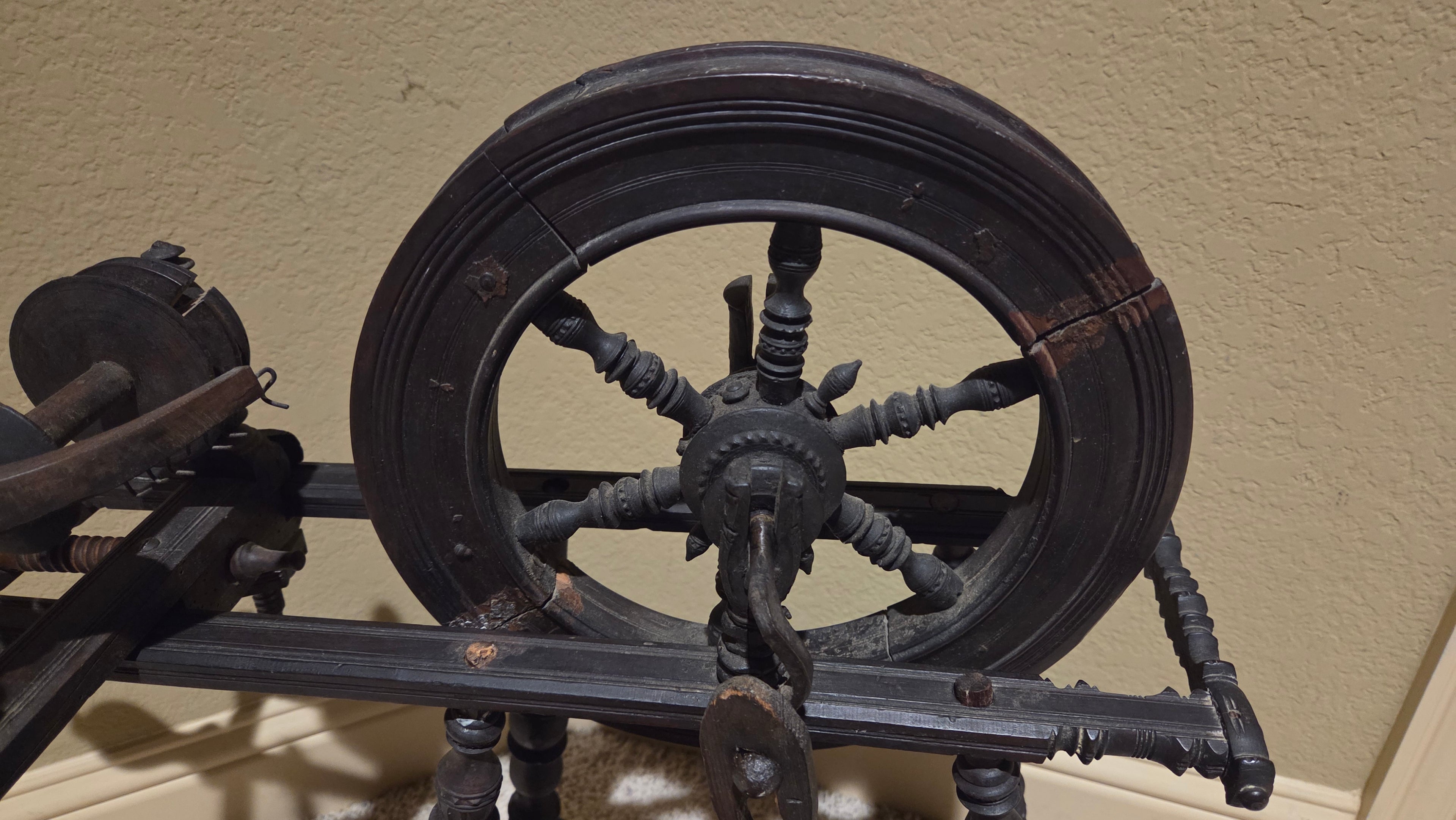 Antique Spinning Wheel 19th Century Small Castle Travel Style