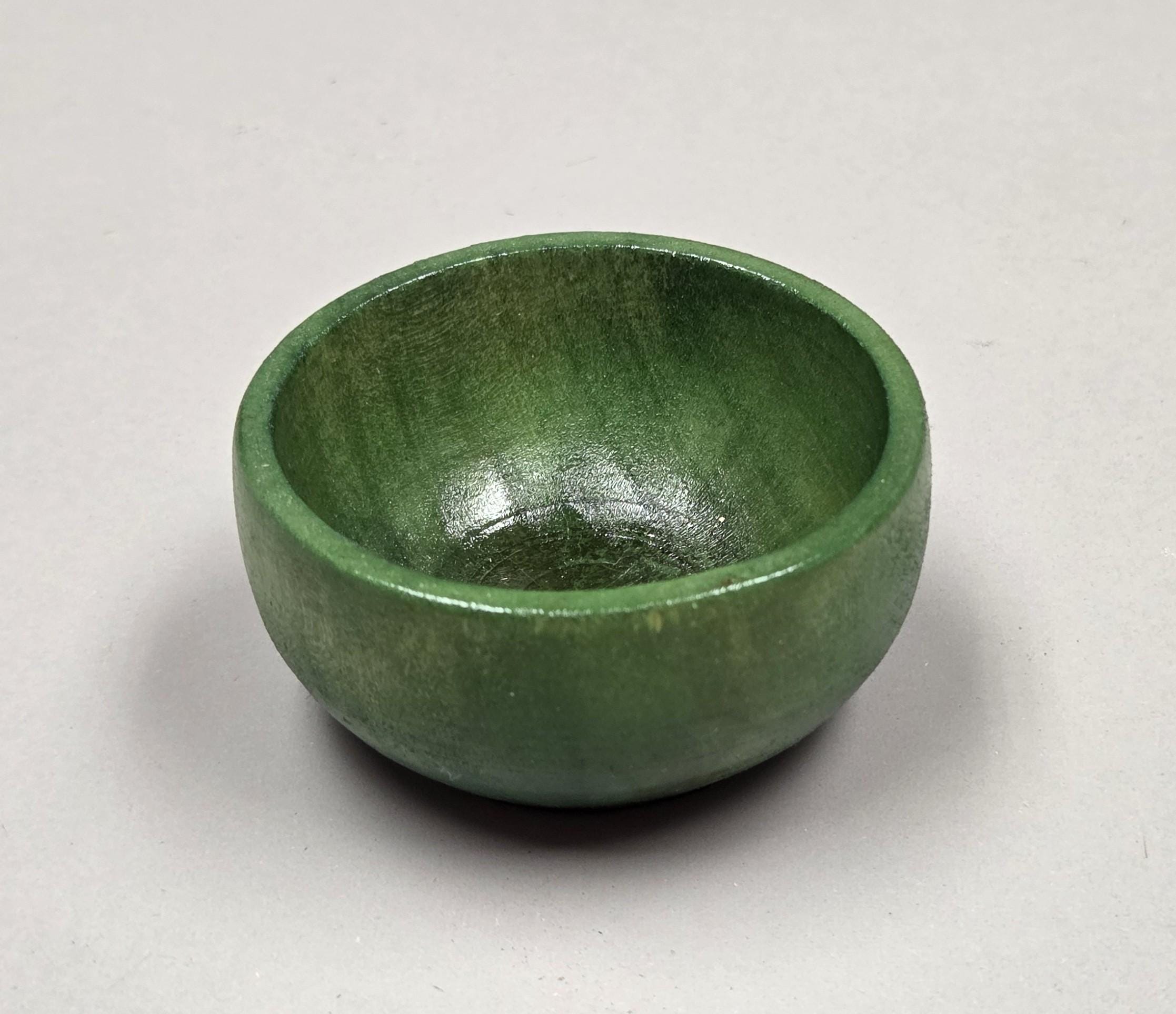 Spin Cotton Fiber Kit. Natural Upland Cotton Sliver. Hand-Painted Wood Support Bowl and Brass Tahkli Spindle. Green