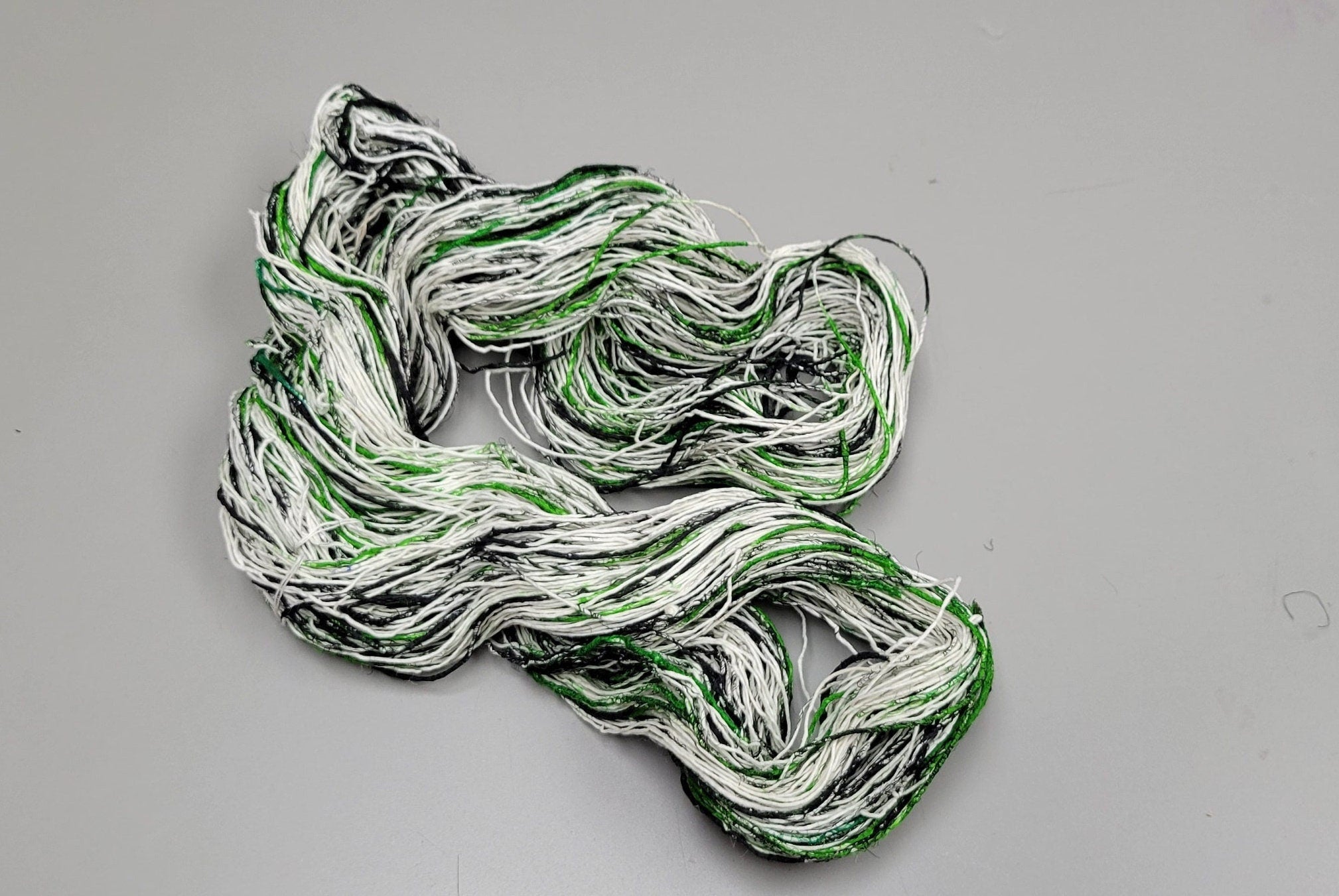 Pasting Yarn - Cotton Yarn Painted Using Silk Saree Waste. 1 Ply. 100 gram. Green.