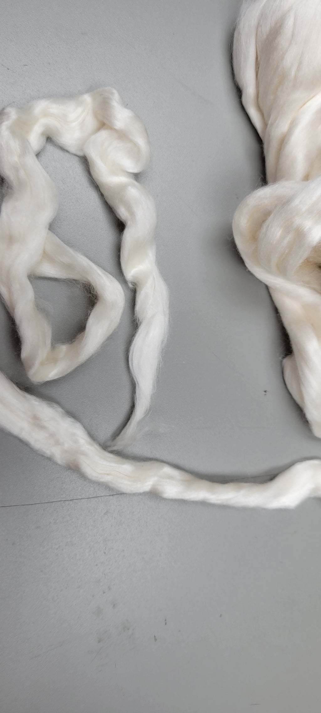 Lemon Fiber (RCFs). 1 ounce. Combed Sliver.