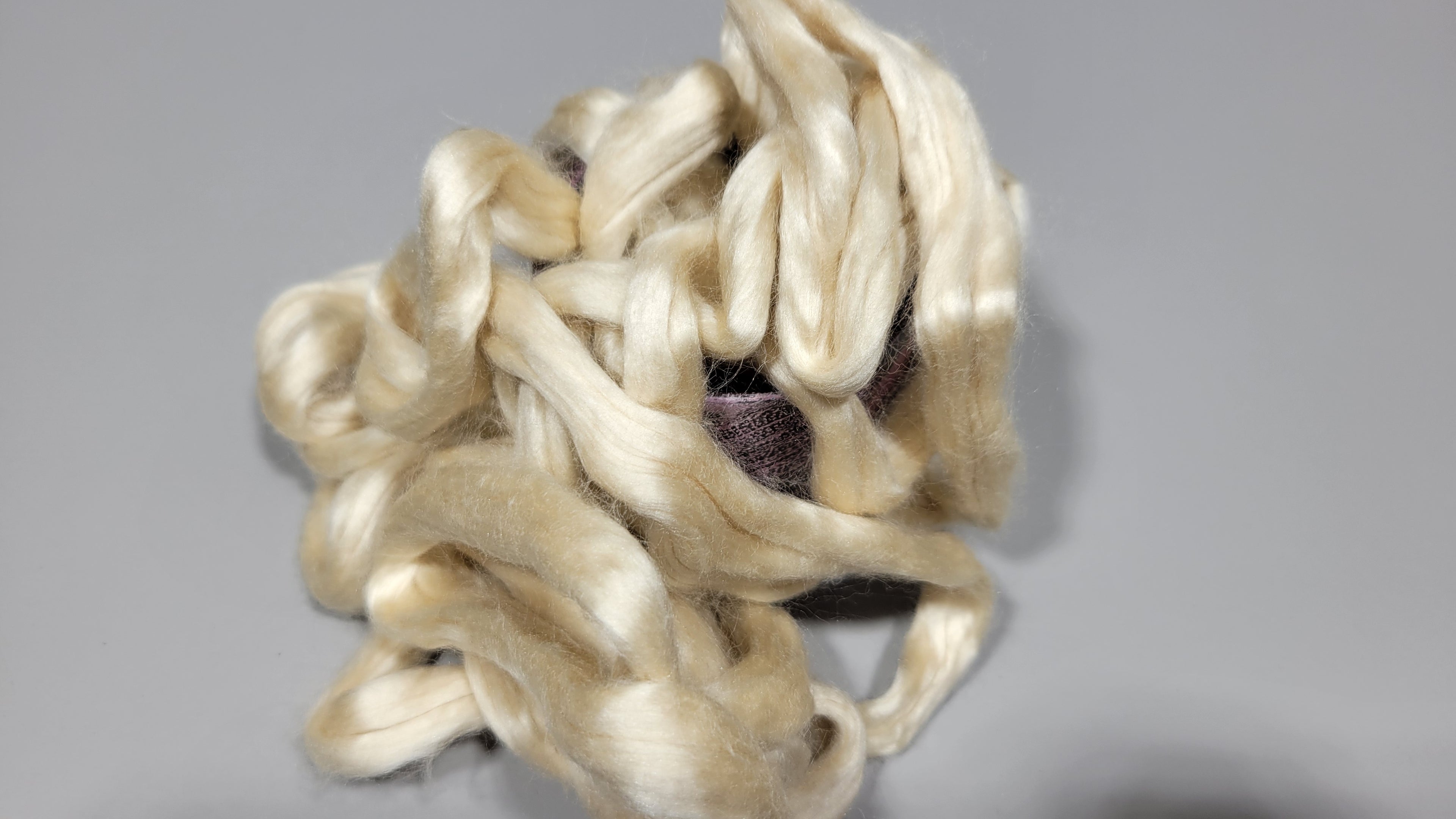 Seacell Fiber (RCFs). 1 ounce. Combed Sliver.